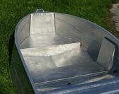 Aluminiumboot LB Bugansicht mit Podest